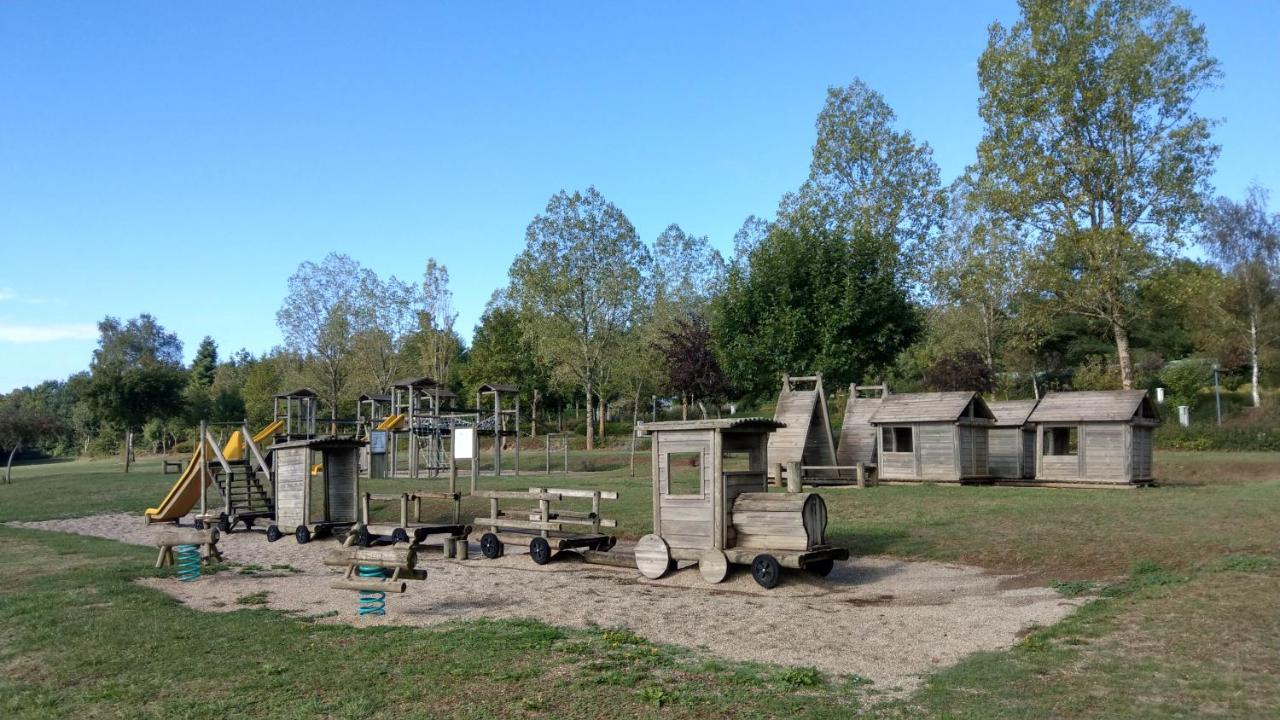 מלון Canet-de-Salars Camping Le Caussanel מראה חיצוני תמונה